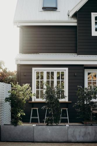 Two-Bedroom House image 10