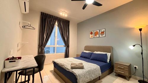 Spacious HOUSE 4R 8pax WiFi-S Pic-Airport in Bayan Baru
