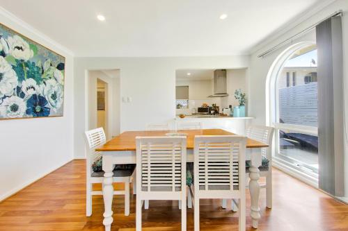 Henley Hideaway in Henley Beach