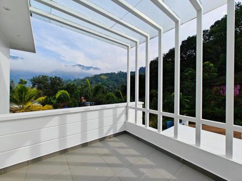 ระเบียง/ชานเรือน, Cool Nest Munnar by VOYE HOMES in กันนัน เทวัญ ฮิลล์