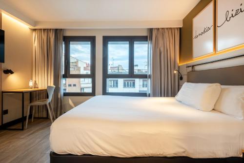 Hotel Bed4U Zurriola San Sebastian - image 6