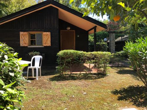 Bungalow with Patio