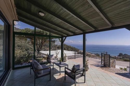 View, Horizon Studios - Apartments in Foinikas