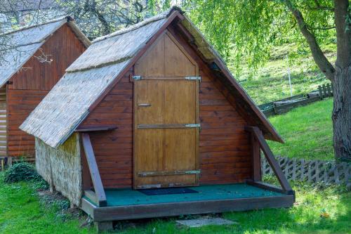 Bungalow with External Shared Bathroom