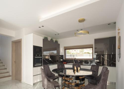 Facilities, Sweet Sunshine Villa, Majestic Countryside Vistas, By ThinkVilla in Kouloukonas