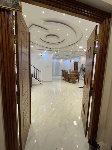 Maeva Luxury villa with swimming pool in 자프나
