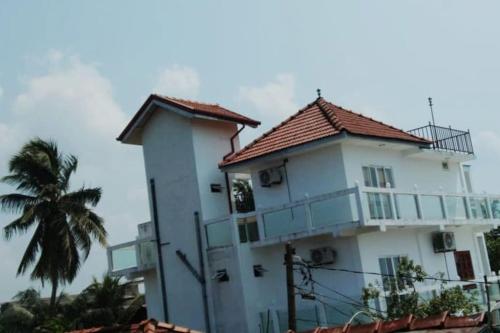 Maeva Luxury villa with swimming pool in 자프나