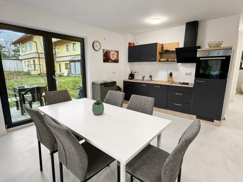 feworld Freilassing - 2 apartments - near train station - free parking