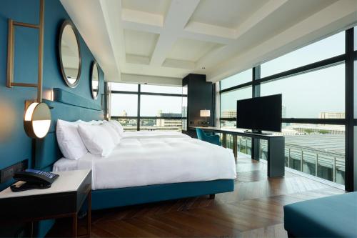 room detail thumbnail 0