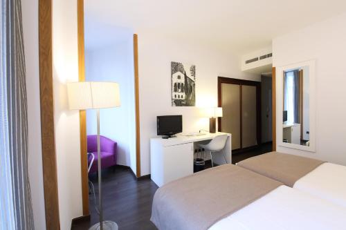 Gran Hotel España - image 3