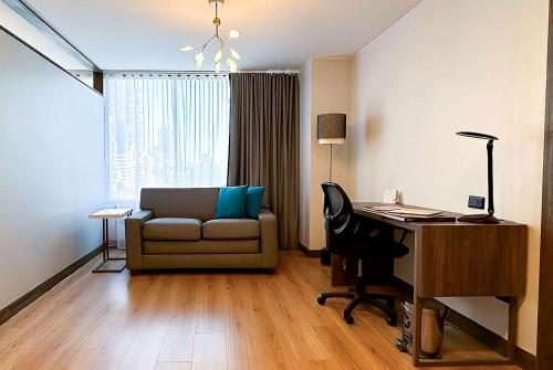 536149349 La Quinta by Wyndham Quito
