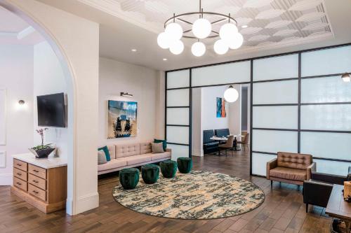 The Hamilton Alpharetta Curio Collection By Hilton - main image
