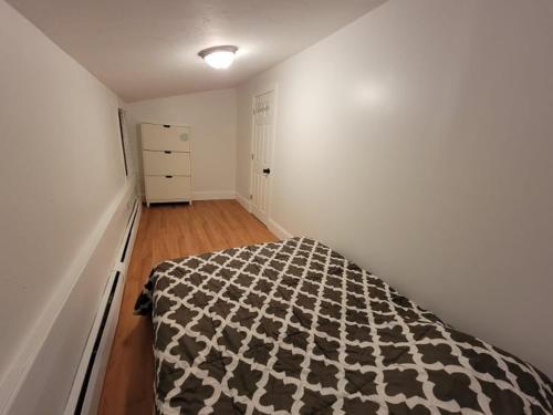 GUEST HOUSE NEAR DOWTOWN BOSTON in Boston, USA