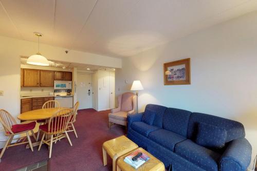 Mountain Green 1C1 - image 3