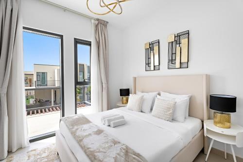 Luxurious 6-Sleeper Villa with Large Outdoor Patio, Dubaï