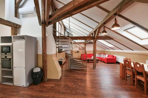 Amazing Charles Bridge Apartment - image 11