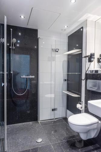 Triple Room image 2