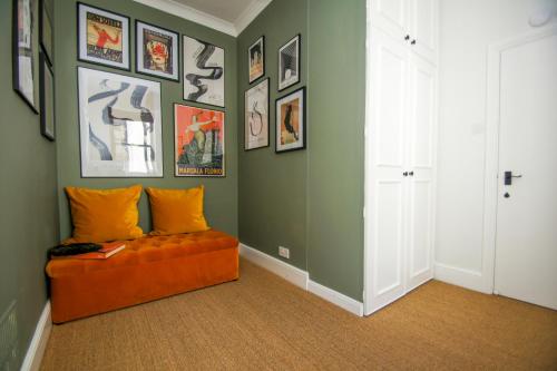 Waterloo Apartment - by Brighton Holiday Lets