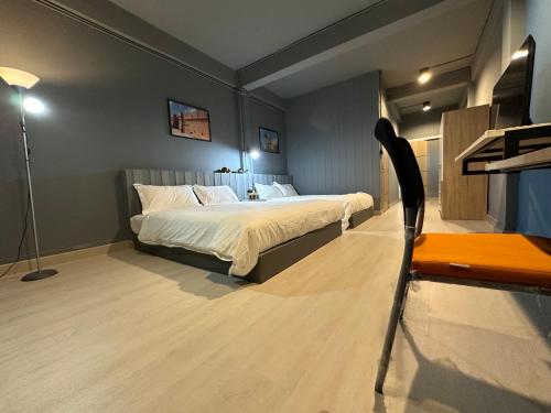 Chiangmai vibe, City House, 7 mins to BTS, City center, Private room in Sathon, Private bathroom, Bangkok, Thailand, Bangkok (foto 3)