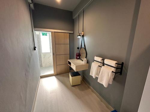 Chiangmai vibe, City House, 7 mins to BTS, City center, Private room in Sathon, Private bathroom, Bangkok, Thailand, Bangkok (foto 6)