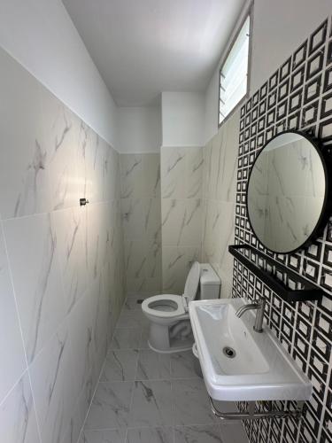 Chiangmai vibe, City House, 7 mins to BTS, City center, Private room in Sathon, Private bathroom, Bangkok, Thailand, Bangkok (foto 10)