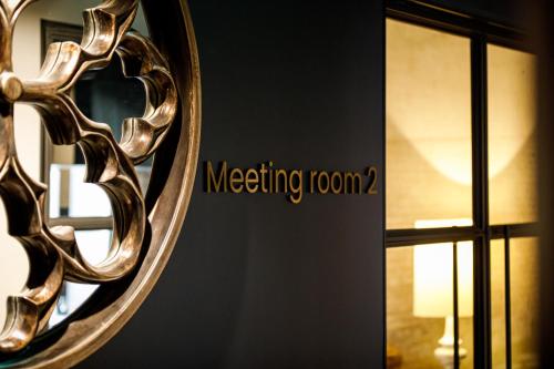 MERICI Hotel Sittard - image 7