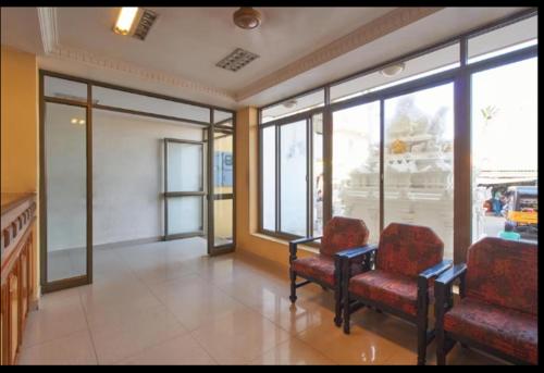 โรงแรมศรี มณียา (Hotel Srimaniya) in กันยากุมารี