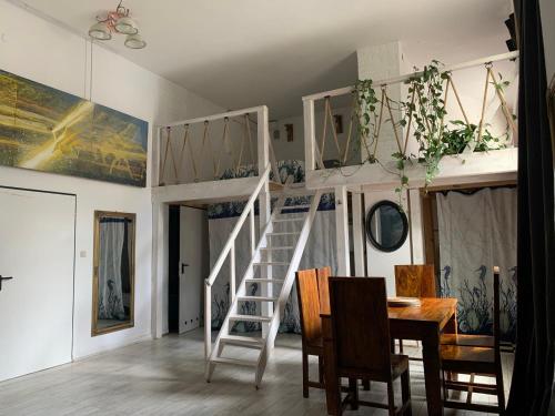 Amazing Art Loft / City Centrum/ Free Parking, Warsaw