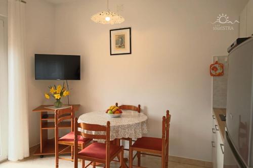 Apartment image 4
