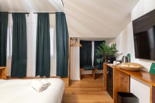 Koba Rooms Nomentano, Рим (фото 6)