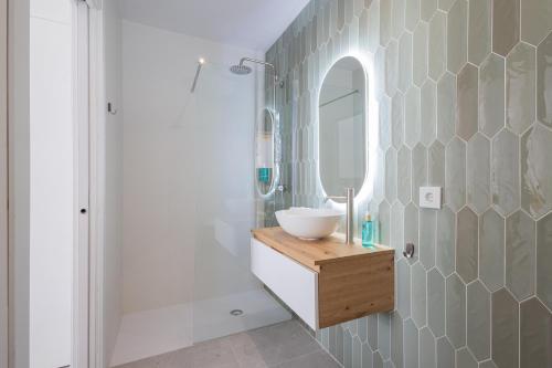 CASA FLORIT - Ceramic Home - 4 Guest - AC WiFi - Near Sorolla Train Station, Valencie (fotografie 5)