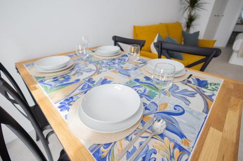 CASA FLORIT - Ceramic Home - 4 Guest - AC WiFi - Near Sorolla Train Station, Valencie (fotografie 7)