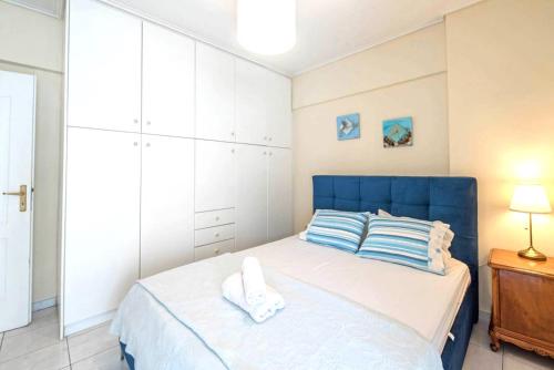 Colourful and bright apt in Kallithea - image 9