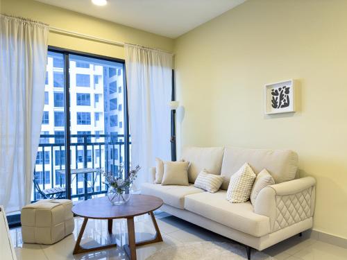 Instaworthy 3B2B 6 pax - Free Wifi - Old Klang Road Instaworthy 3B2B 6 pax - Free Wifi - Old Klang Road