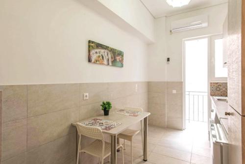 Lovely apartment in the center of Athens - image 6