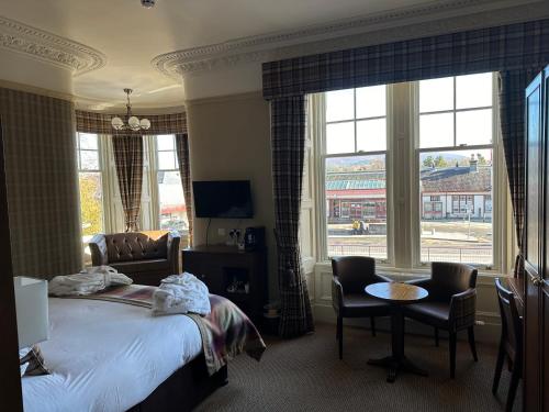 Cairngorm Hotel - image 2