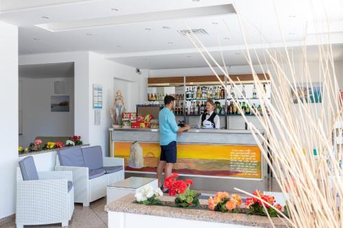 Hotel Cristalda - image 14