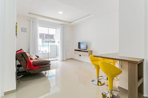 Apto Moderno c/ piscina - quadra mar - RMI201, Florianópolis