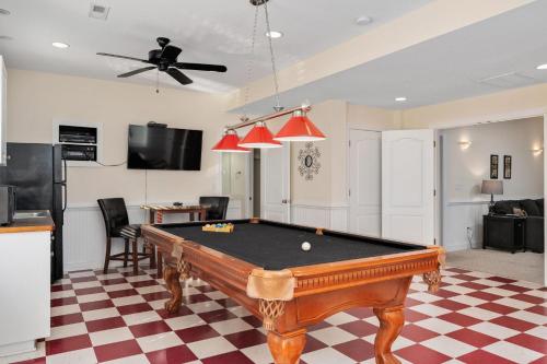 Five-Bedroom Holiday Home image 10
