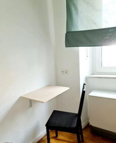 Zimmer in zentraler Lage / Room near downtown, Würzburg (fotografie 6)