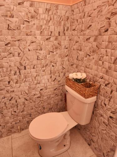 Rose Hideaway