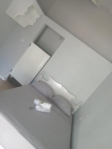 Rose Hideaway in Benteng Vieux