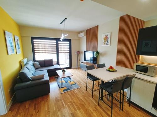 Diamond Residence - Urban View Apartment, Скопье (фото 7)
