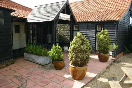 Farmhouse Inn - Accommodation - Thaxted