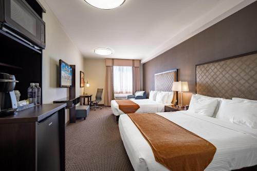 Acclaim Hotel Calgary Airport