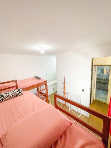 1 bunk bed