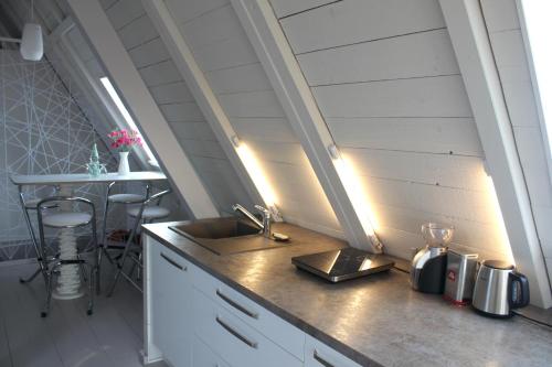 Kleine Wolke - Dachgeschoss Ferienwohnung mit Klimaanlage und Ausblick, Leipzig (photo 7)