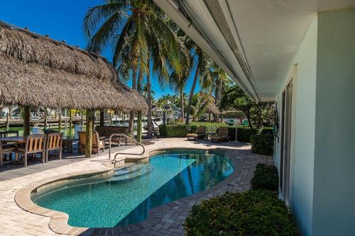 Waterfront Pools and Cabana by Duck Keys Marathon