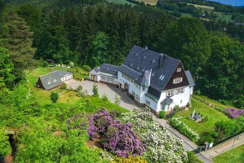 Ferienwohnungen im Landhaus Wiesenbad - Apartment - Thermalbad Wiesenbad