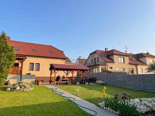 Apartmán u Davida (Apartman u Davida) in Hlohovec